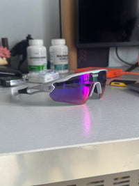 LES RS-01